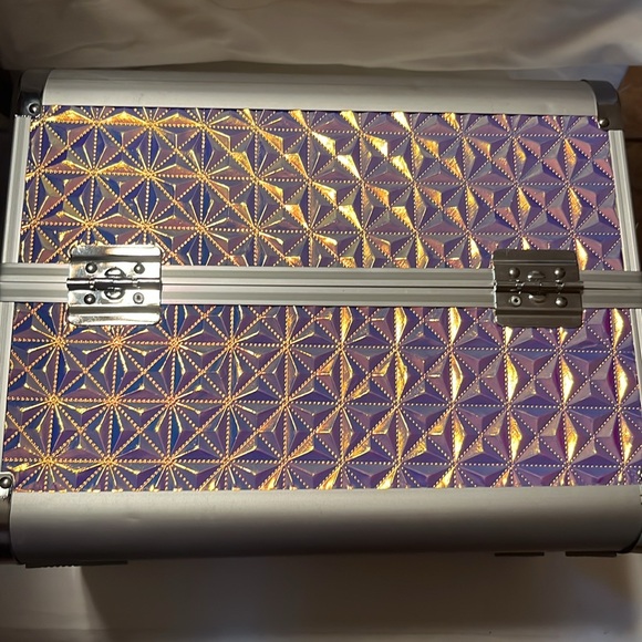 Super fab Train Case Neon Electric Cosmetic Case - Picture 4 of 11